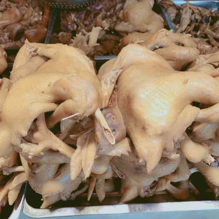 正宗马记烧鸡-"老牌烧鸡店,曾经的襄阳招牌,现在有点落伍.