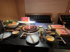 -礼舍·和牛火锅·烤肉·料理餐厅(华茂店)
