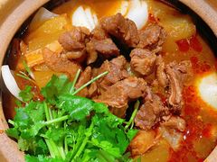 -牛腩之旅·牛腩牛杂煲(经纬汇店)