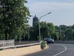 -玲珑塔公园