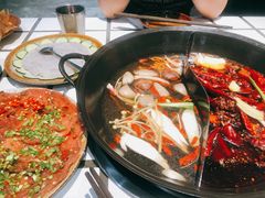 -贰回巷火锅馆(钟楼店)