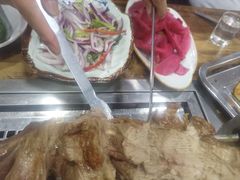 -清真·东拉黑炭火烤羊腿(世通·国际店)