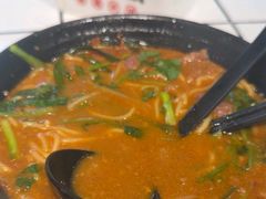 -肥汁米蘭香港米线(长宁来福士店)