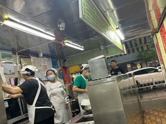 -芳婆糕团店(王府大街店)