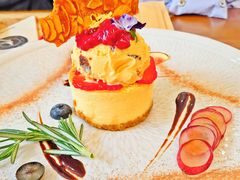 -Mark&Mars Restaurant