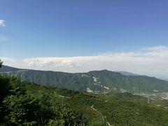 -定都峰