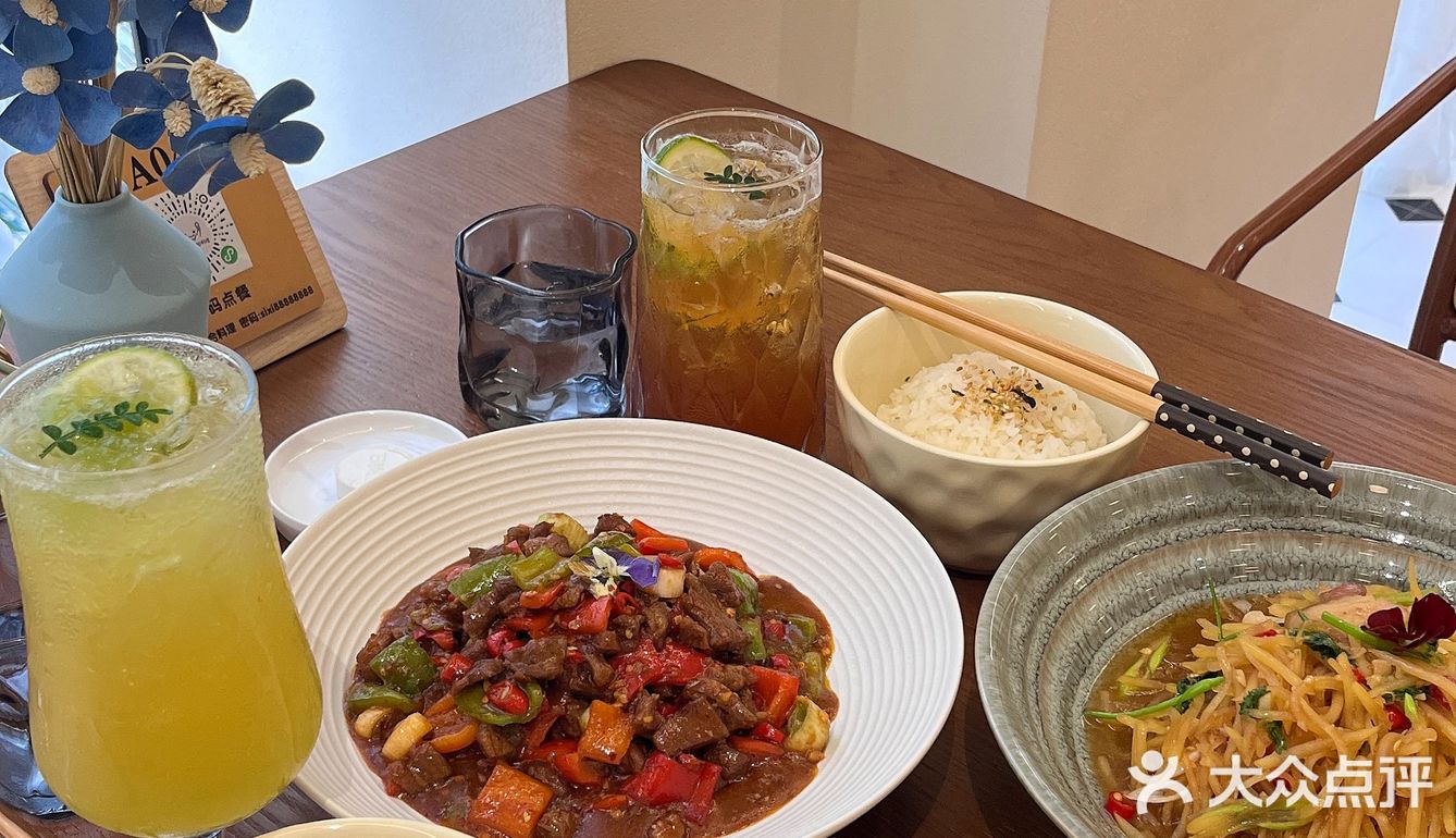 怀化探店「新店氛围感拉满的餐厅开业啦」