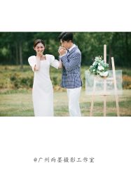 -雨墨婚纱摄影工作室