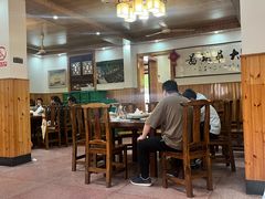 -芦茨金富饭庄·25年老字号·专做稻草鸡
