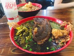 -小龙大肉面馆