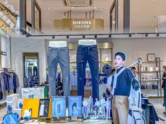 -王府井奥莱临潼小镇(临潼店)
