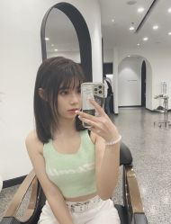 -SWANK SALON