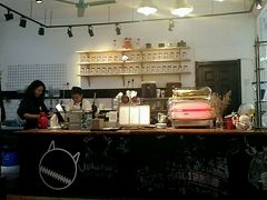 -怪兽咖啡 Monster Cafe