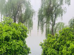 -华凌山庄·隐湖栖