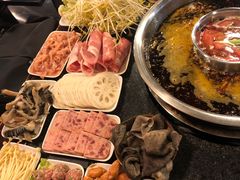 -邓莽子老火锅(中兴路总店)