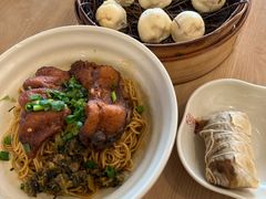 -佬钱湾仔(衣裳街店)