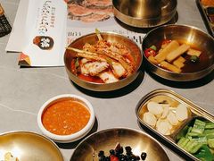 -草家酱蟹炭火烤肉店(珲春南路一店)