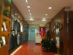 -宇翔服饰(双井桥东首城国际店)