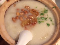 -新大咀港式茶餐厅(宝山万达店)