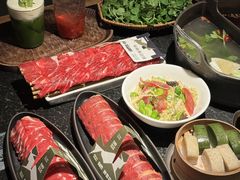-三出山火锅(南京万象天地店)