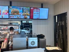 -肯德基(虹莘路店)