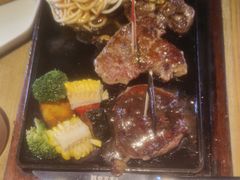 -豪客来牛排(人民东路店)