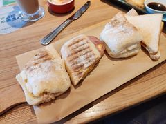 -必胜客(大宁路店)