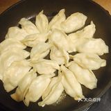 10分钟完成一道家常菜——香煎饺子