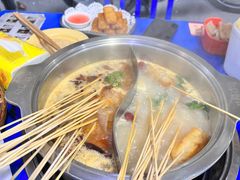 -马路边边·成都串串(翠柏路店)