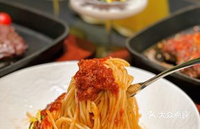 Signature Beef Sauce Spaghetti