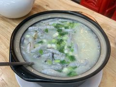 -盛燕泥丁粥