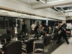 -厘里·salon