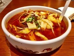 -渝是乎川渝小炒(新世界百货望京店)