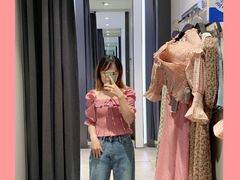 -URBAN REVIVO(上海中庚漫游城店)
