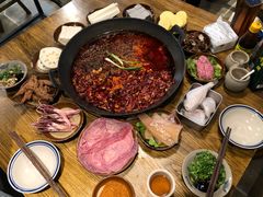 -周幺妹重庆老火锅(银泰城总店)