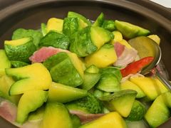 -云南荟·湖畔领宴(领事馆店)