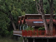 -上海怡沁园度假酒店