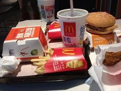 -麦当劳(高铁南站店)