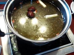 android_upload_pic-周老三跷脚牛肉·全牛火锅(非遗传承店)