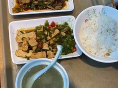 -老乡鸡(西岸凤巢店)