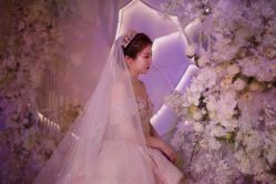 -伯瓷皇后婚纱艺术空间