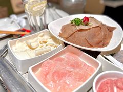 -海底捞火锅(珠影星光城夜宵主题店)