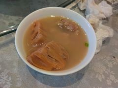-莲餐厅·湖北菜·潜江小龙虾店(愚园路店)