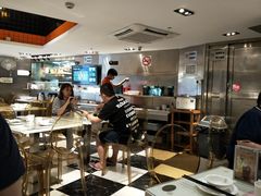-新大咀港式茶餐厅(宝山万达店)