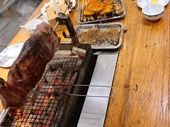 烤羊腿-关二碳烤羊腿(龙翔路店)