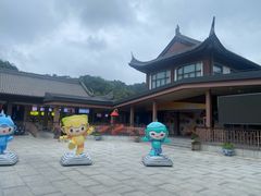 -慈城服务区-停车场