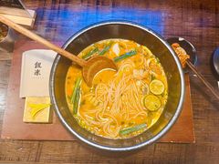 -银米·云南传统过桥米线(双廊黑金冠店)