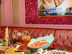 -依呀呀ktv烧烤小串(中山西路店)