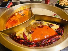 奔驰锅-小龙坎老火锅(西安路店)