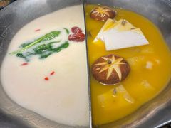 -湊湊火锅·茶憩(打浦桥日月光店)